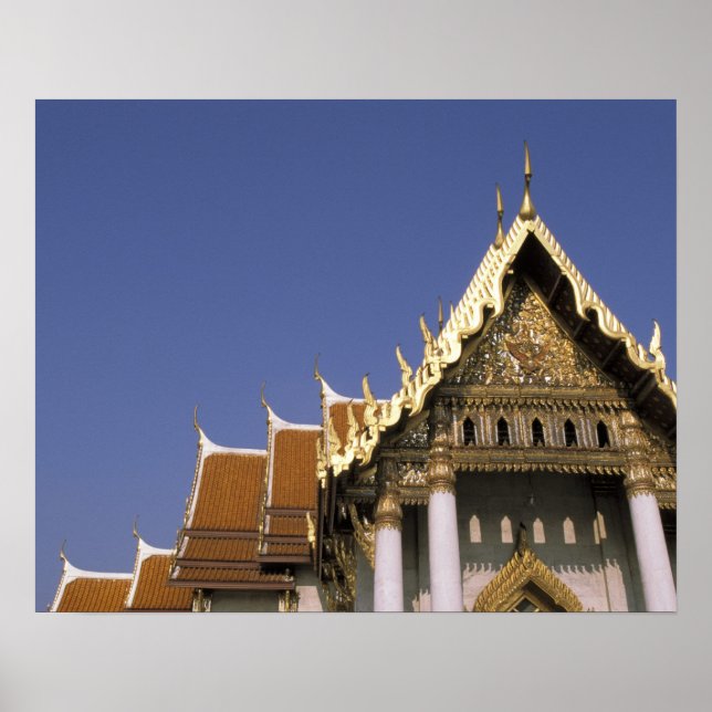 Thailand, Bangkok. Morgonsolen reflekteras från Poster (Framsidan)