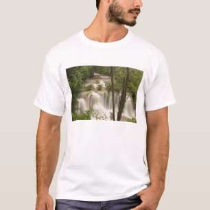 Thailand, Huai Mae Khamin vattenfall Tee Shirt