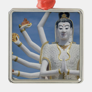 Thailand, Ko Samui alias Koh Samui). Wat Plai Julgransprydnad Metall