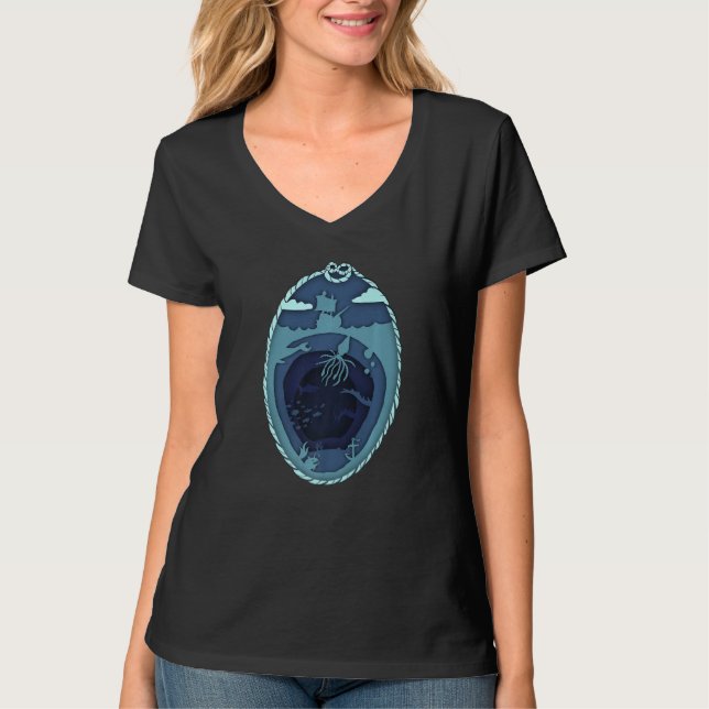 Thalassophobia Ocean Pirate Ship in the Deep Sea f T Shirt (Framsida)