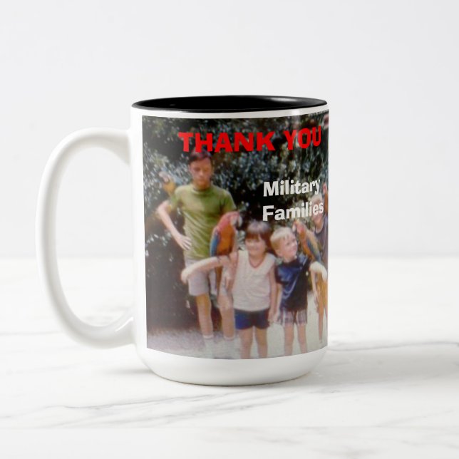 THANK YOU MILITARY FAMILIES Två-Tonad MUGG (Vänster)
