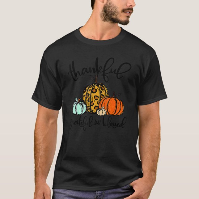 Thankful Grateful Blessed Leopard Pumpkins Thanksg T Shirt (Framsida)