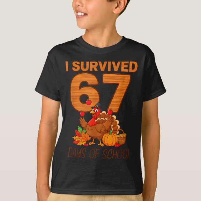 Thanksgiving I Survived 67 Days Of School Teacher  T Shirt (Framsida)