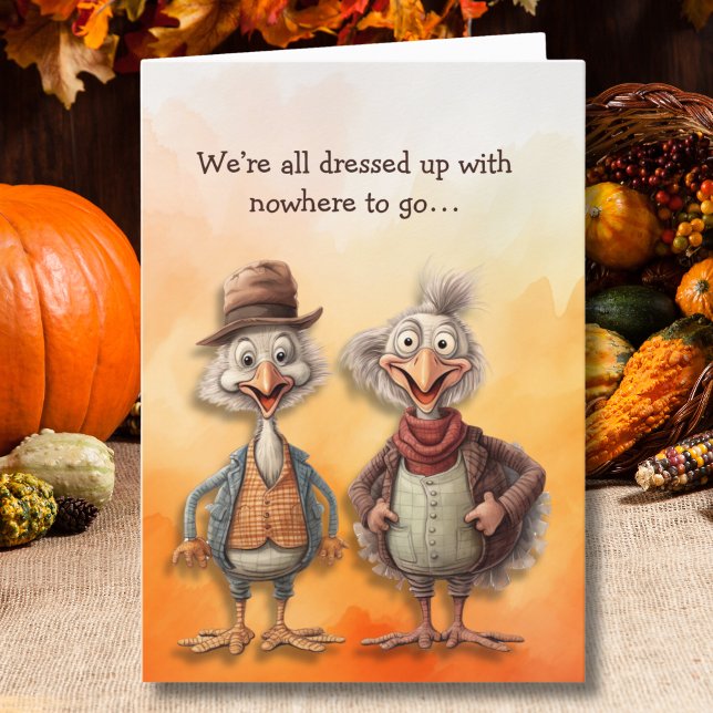 Thanksgiving-kalkoner som är nedtryckta och som in helgkort (Two turkeys all dressed up—with absolutely nowhere to go!)