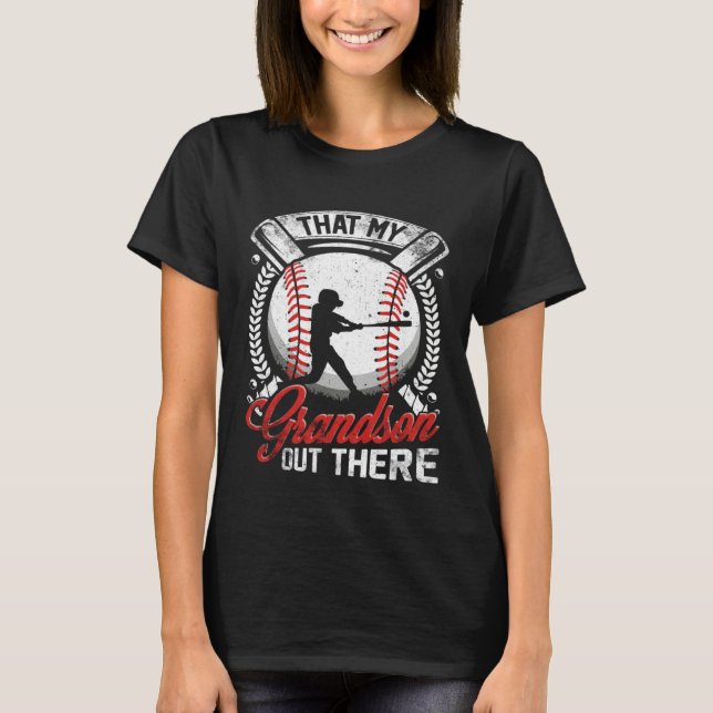 That's My Grandson Out There Baseball Grandma Moth T Shirt (Framsida)