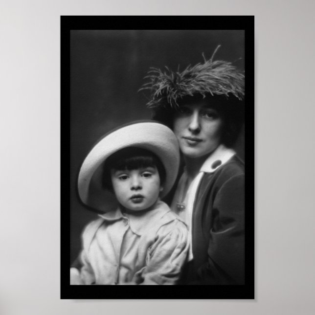 Thaw, Evelyn Nesbitt och Son av Arnold Genthe 1913 Poster (Framsidan)