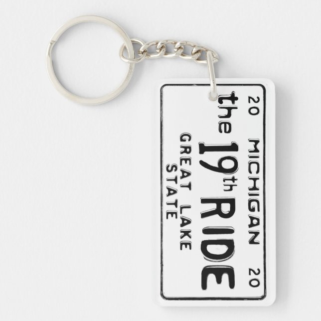the 19th RIDE Michigan License Plate Paw Keychain  (Framsidan)