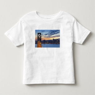 The Bay Bridge från Treasure Island Tee Shirt