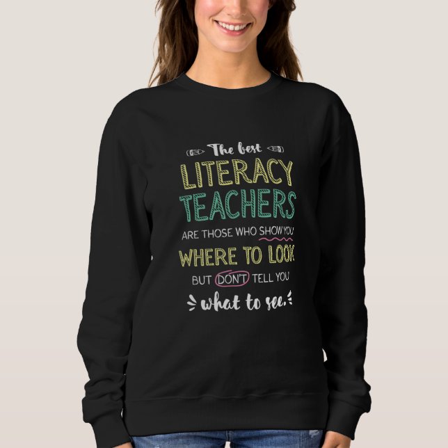 The best Literacy Teachers Show Where To Look Funn T Shirt (Framsida)