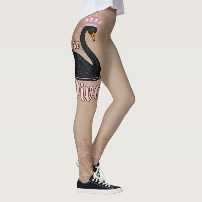 The black swan, queen of the water.  leggings (Höger)