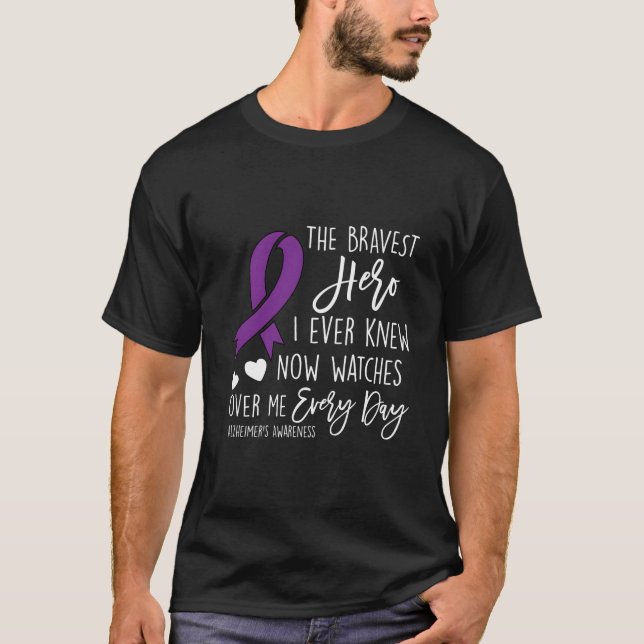 The Bravest Hero Ever Watches Over Me Alzheimers T Shirt (Framsida)