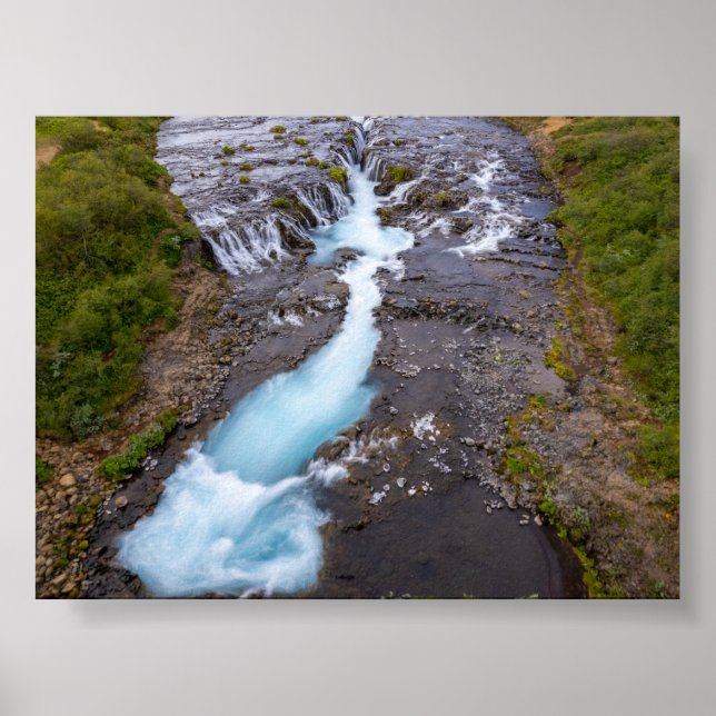 The Bruararfoss waterfall in Iceland Poster (Framsidan)