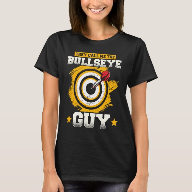 The Call Me Darts Bullseye Guy T Shirt (Framsida)