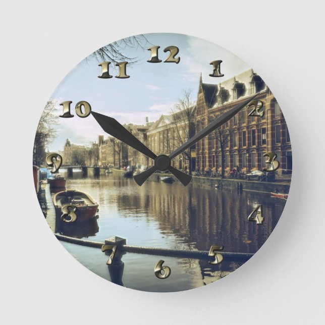 The Canals of Urban Amsterdam Rund Klocka (Framsida)