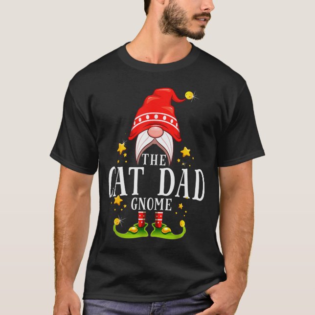 The Cat Dad Gnome Christmas Matching For Men Women T Shirt (Framsida)