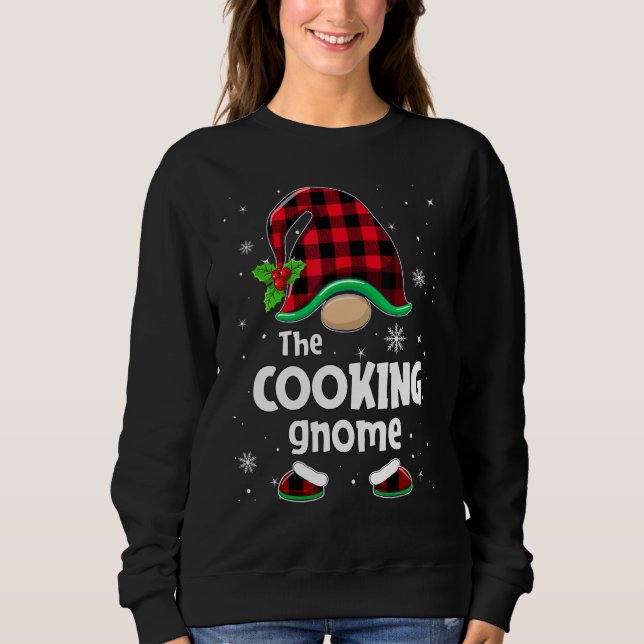 The Cooking Gnome Buffalo Plaid Christmas Matching T Shirt (Framsida)
