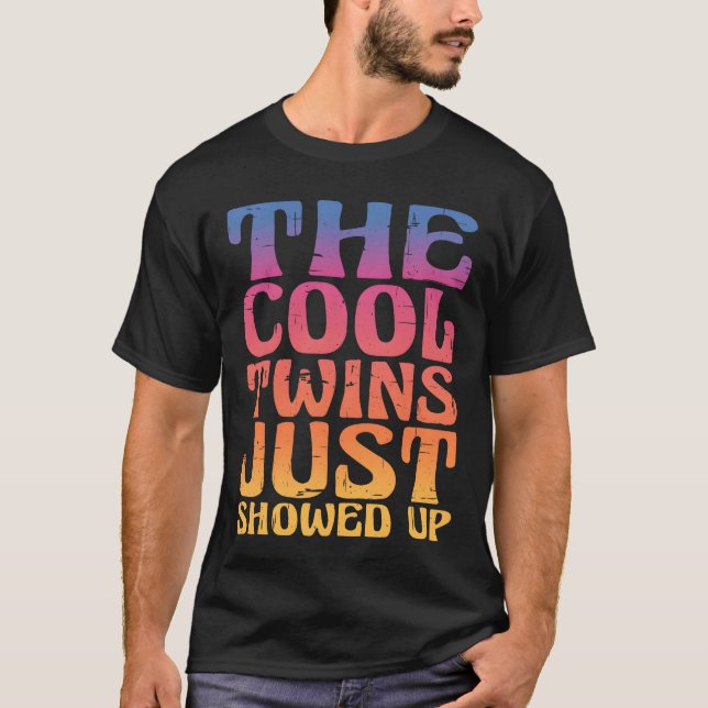 The Coolwins Just Showed Up family T Shirt (Framsida)