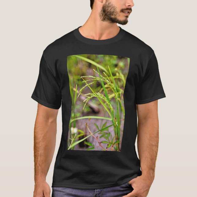 The developing ear of rice, a symbol of fertility  t shirt (Framsida)