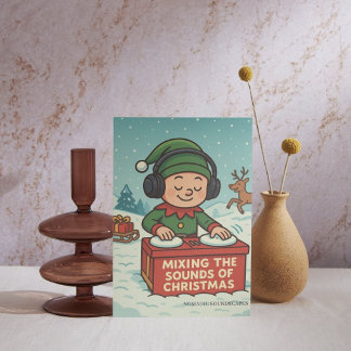 The Elf DJ on the Snowy Path Helg Vykort