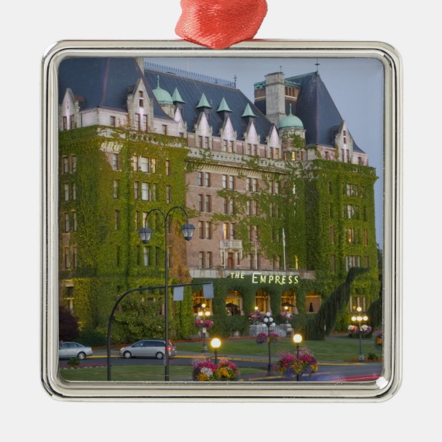 The Empress Hotel vid den inre hamnen i Julgransprydnad Metall (Framsidan)