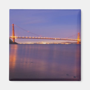 The Golden Gate Bridge i skymningen från Kirby Cov Magnet