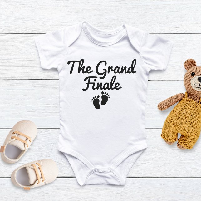 The Grand Finale Last Baby Pregnancy Announcement  T Shirt (Skapare uppladdad)