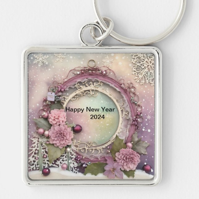 "The Guardian Charm" Fyrkantig Silverfärgad Nyckelring (Framsidan)