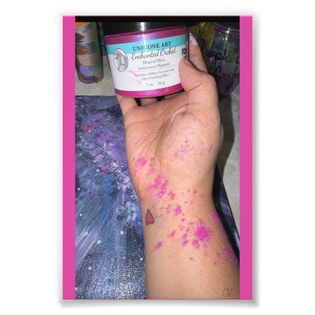 The Hand That Micas Fototryck (Framsidan)