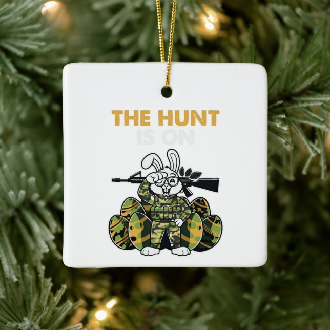 The Hunt Is On Easter Ornament (Träd)