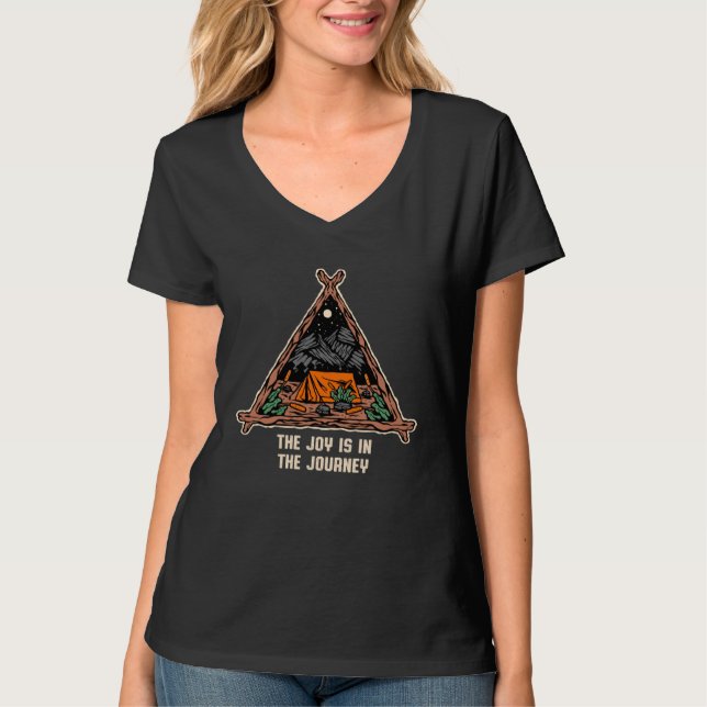 The Joy Is In The Journey Camping Vacation Camper  T Shirt (Framsida)