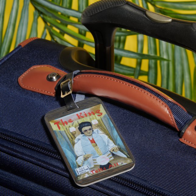 The King Tells All Bagagebricka (Framsida Insitu 1)