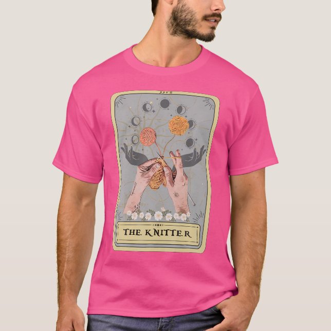 The Knitter Tarot Card  Knitting Yarn Craft T Shirt (Framsida)