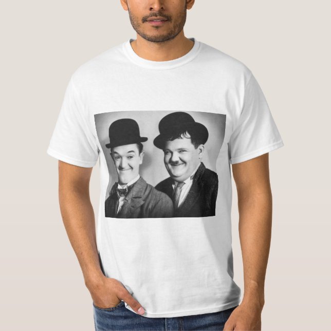 "The Laurel-Hardy Laughacy: 95 Years Young T Shirt (Framsida)