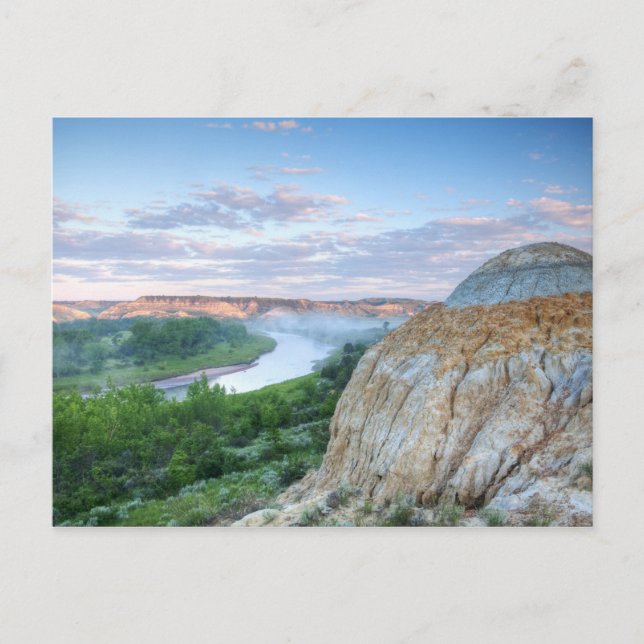 The Little Missouri River vid Little Vykort (Framsida)
