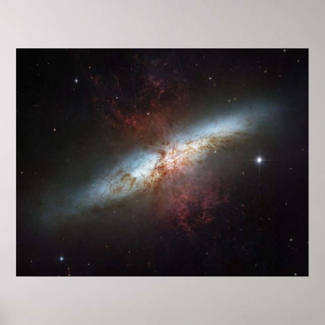 The Magnificent Starburst Galaxy, Messier 82 (M82) Poster (Framsidan)