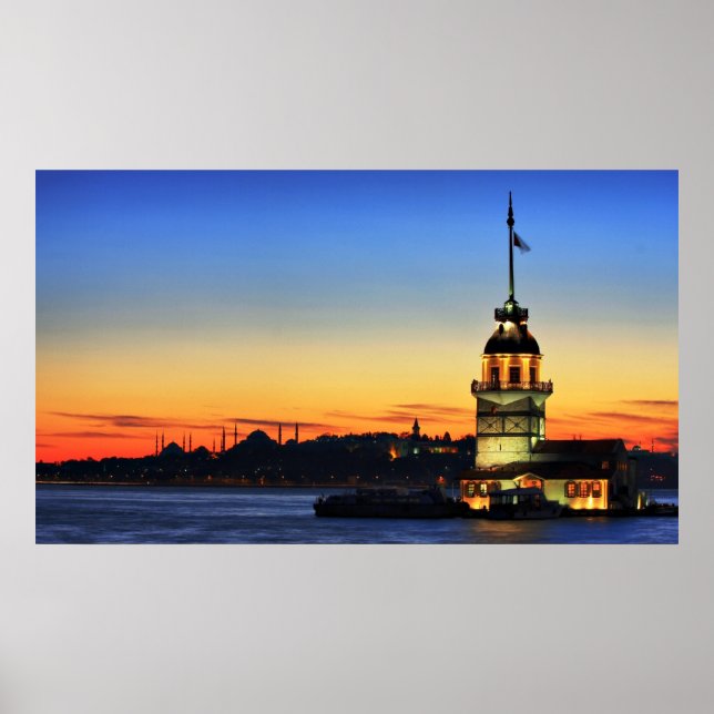 The Maiden's Tower in Istanbul Poster (Framsidan)