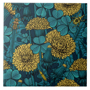 The meadow in yellow and blue kakelplatta