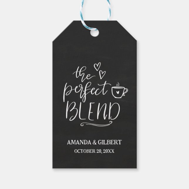 The Perfect Blend Cute Script Chalkboard Wedding Presentetikett (Framsidan)
