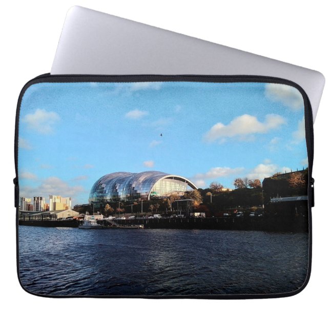 The Quayside Laptop Fodral (Framsidan)