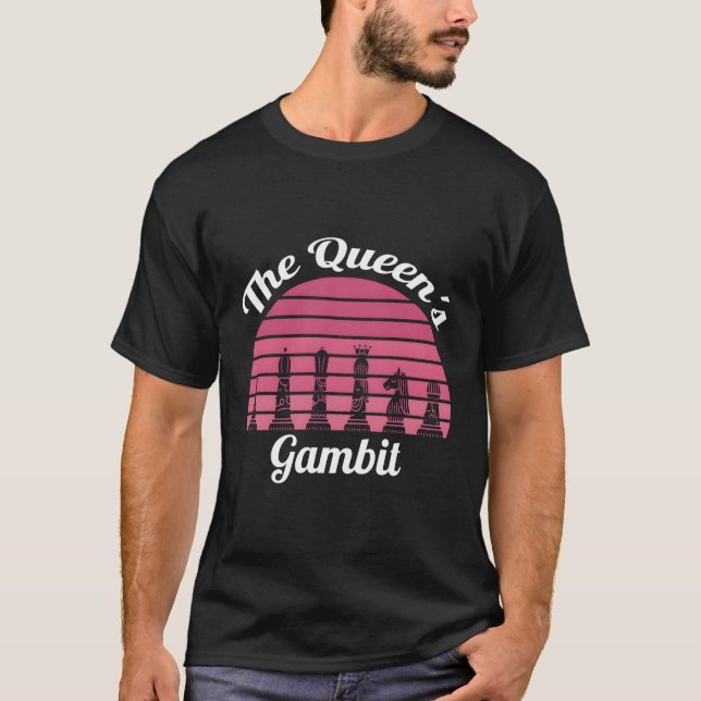 The Queen's Gambit Sunset 2020 Gift Open Chess T Shirt (Framsida)