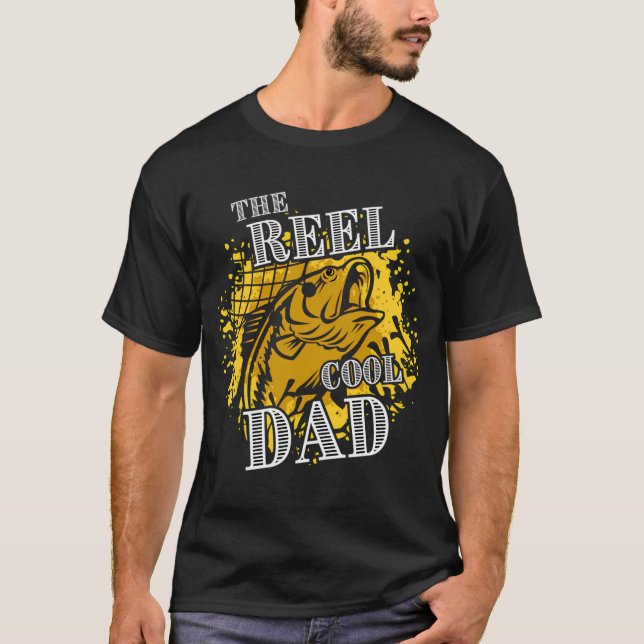 The Reel Cool Dad T Shirt (Framsida)