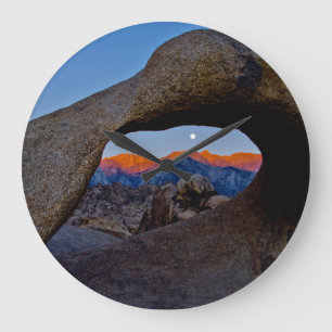 The Scenic Alabama Hills Nestled Stor Klocka