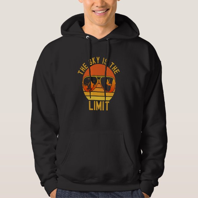 The Sky Is The Limit Retro Sunset Rock Climbing Cl Hoodie (Framsida)