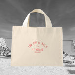 The Snow Bach Ski Theme Sidan Tote Bag Mini Tygkasse<br><div class="desc">The Snow Bach Rosa tote bags är perfekta för din snö- eller skidtema-bachelorette-fest. Anpassa med detaljerna om din bachelorette...  år,  resort och destination. Perfekt för en snö- eller skidtema-bachelorette-fest eller en destination-bachelorette. Matchande tillbehör finns i The Snow Bach-kollektionen.</div>