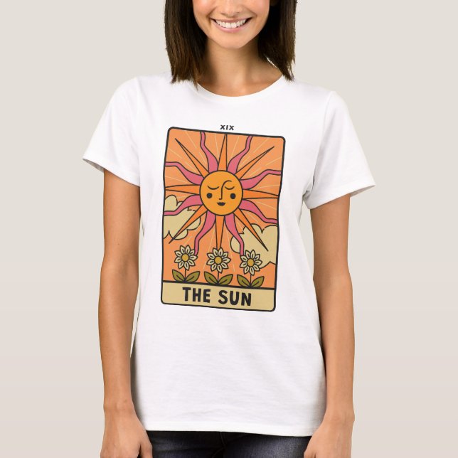 The Sun - Tarot T Shirt (Framsida)