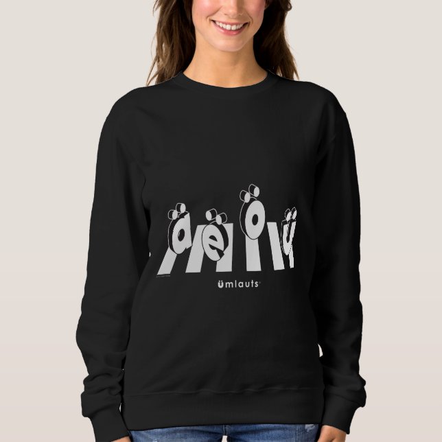 “The Umlauts: Crossing Over” T Shirt (Framsida)