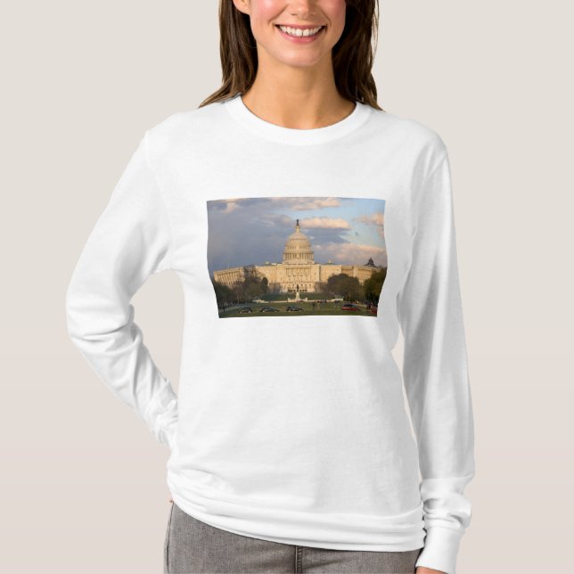 The United States Capitol Building i T Shirt (Framsida)