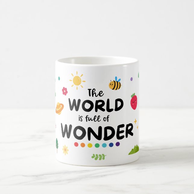 The World Is Full Of Wonder Kaffemugg (Center)