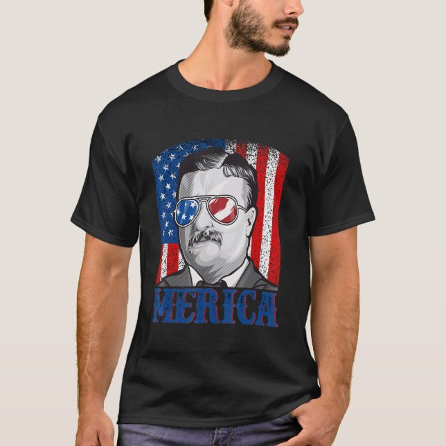 Theodore Roosevelt 4:e juli Manar USA flagga T Shirt (Framsida)