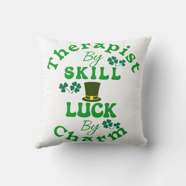 Therapist by Skill, Tur by Charm St Patricks Rolig Kudde (Baksida)